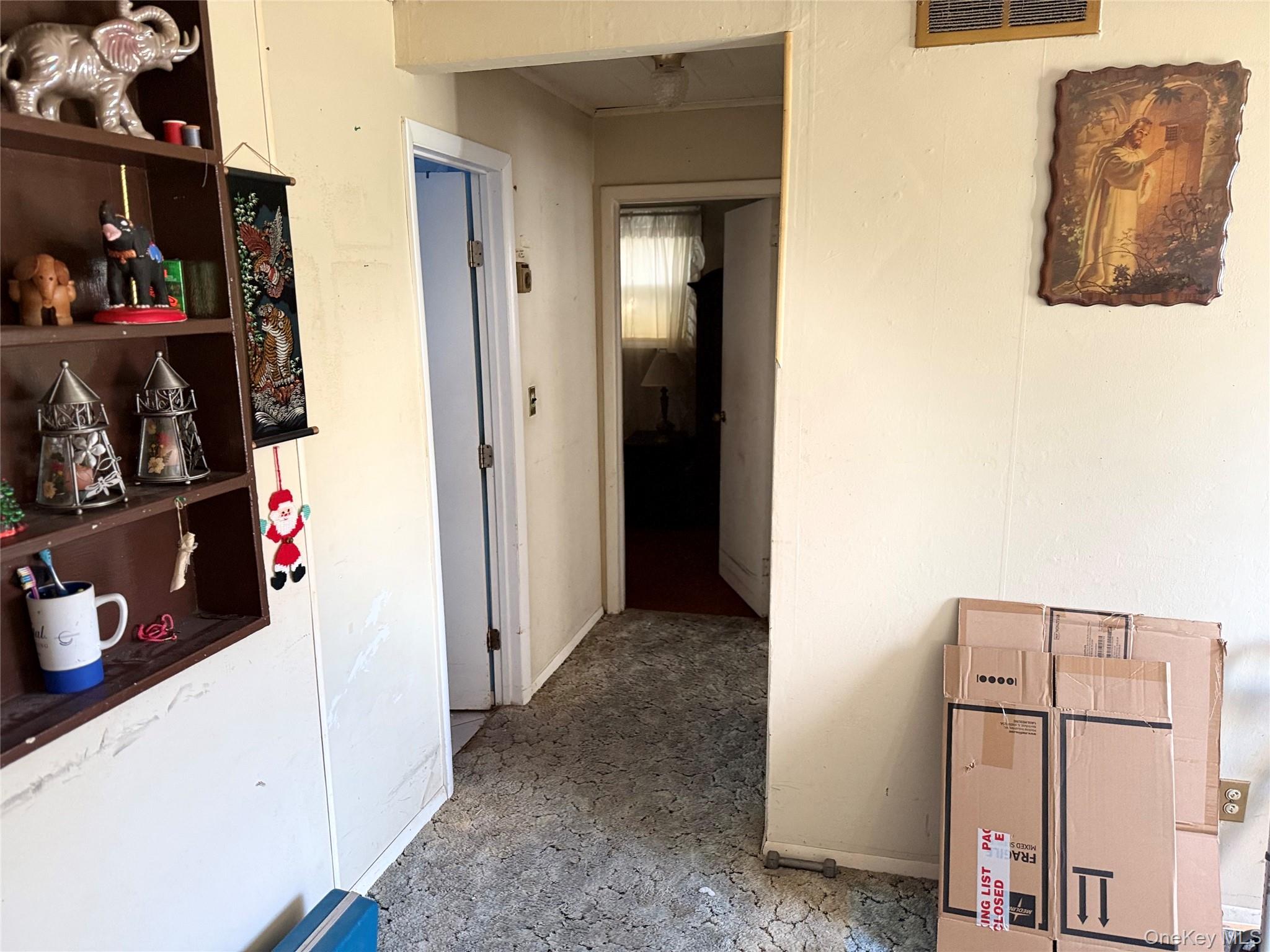 1663 N Thompson Drive, Bay Shore, NY 11706