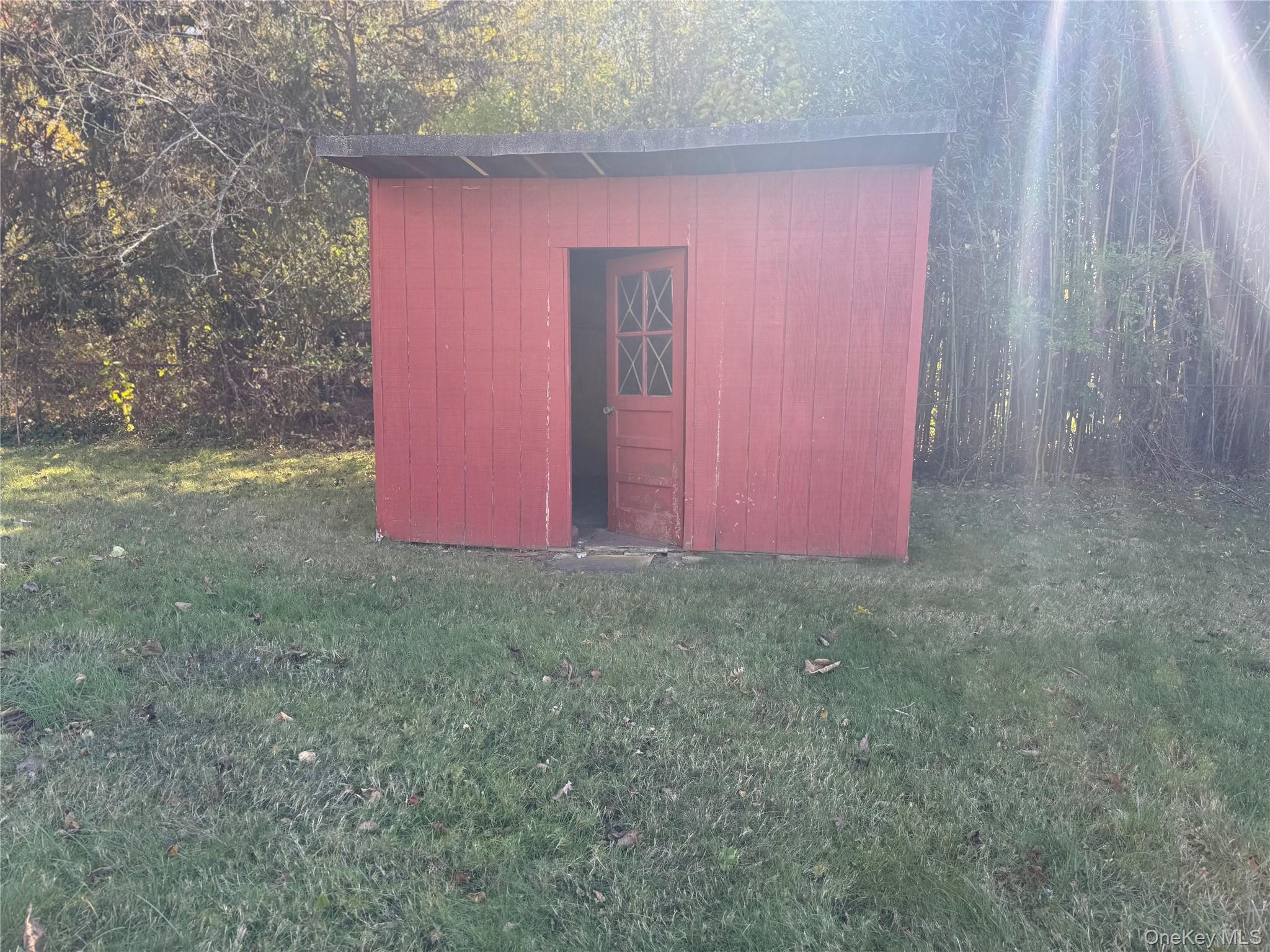 1663 N Thompson Drive, Bay Shore, NY 11706