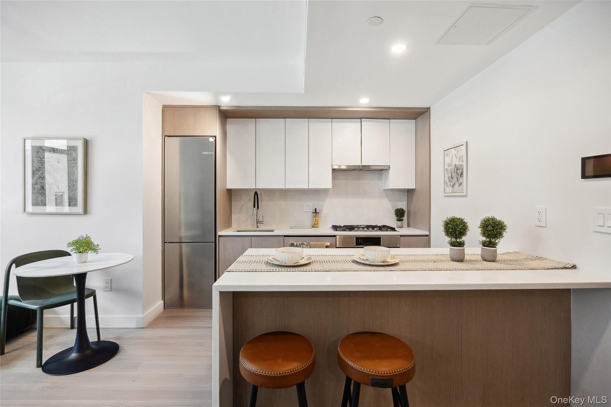 38-20 Parsons Boulevard # 527, Flushing, NY 11354