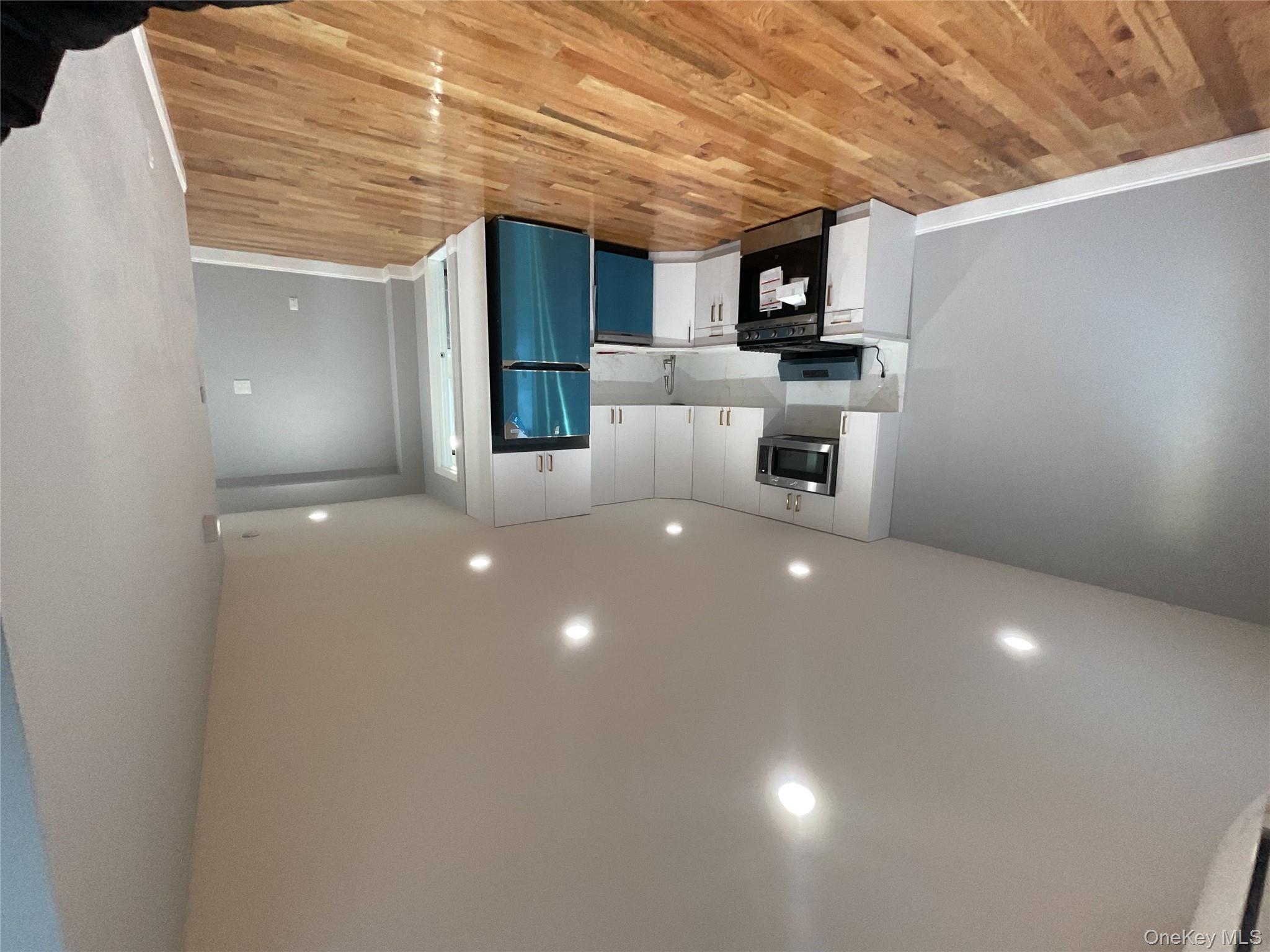 46 S 12th Avenue # 2, Mount Vernon, NY 10550