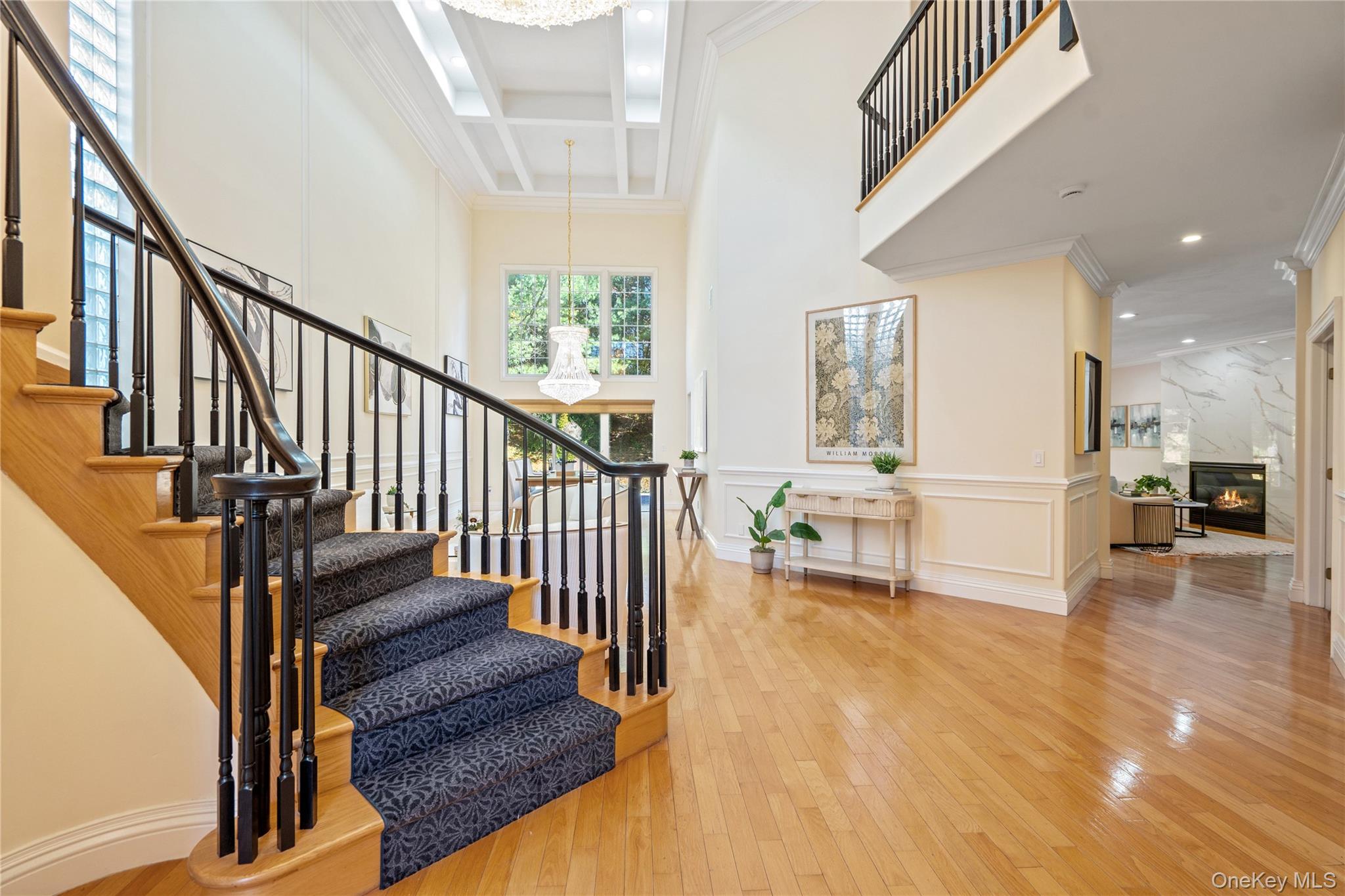 176 Sagamore Drive, Plainview, NY 11803