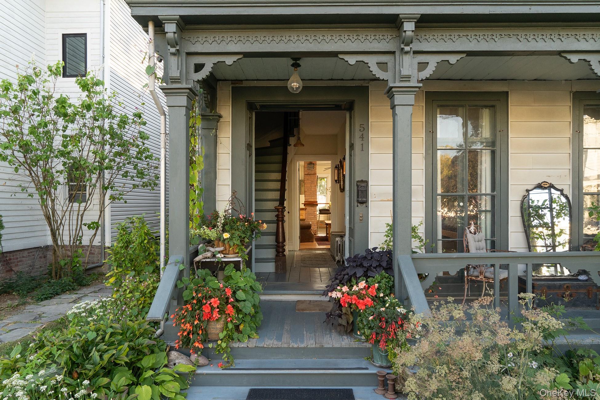 541 Washington Street, Hudson, NY 12534