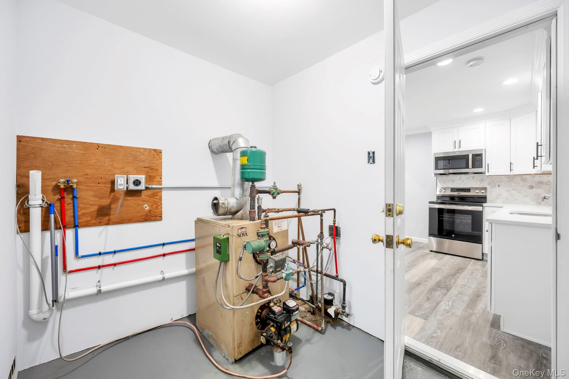 19 Admiral Street, Port Jefferson Station, NY 11776