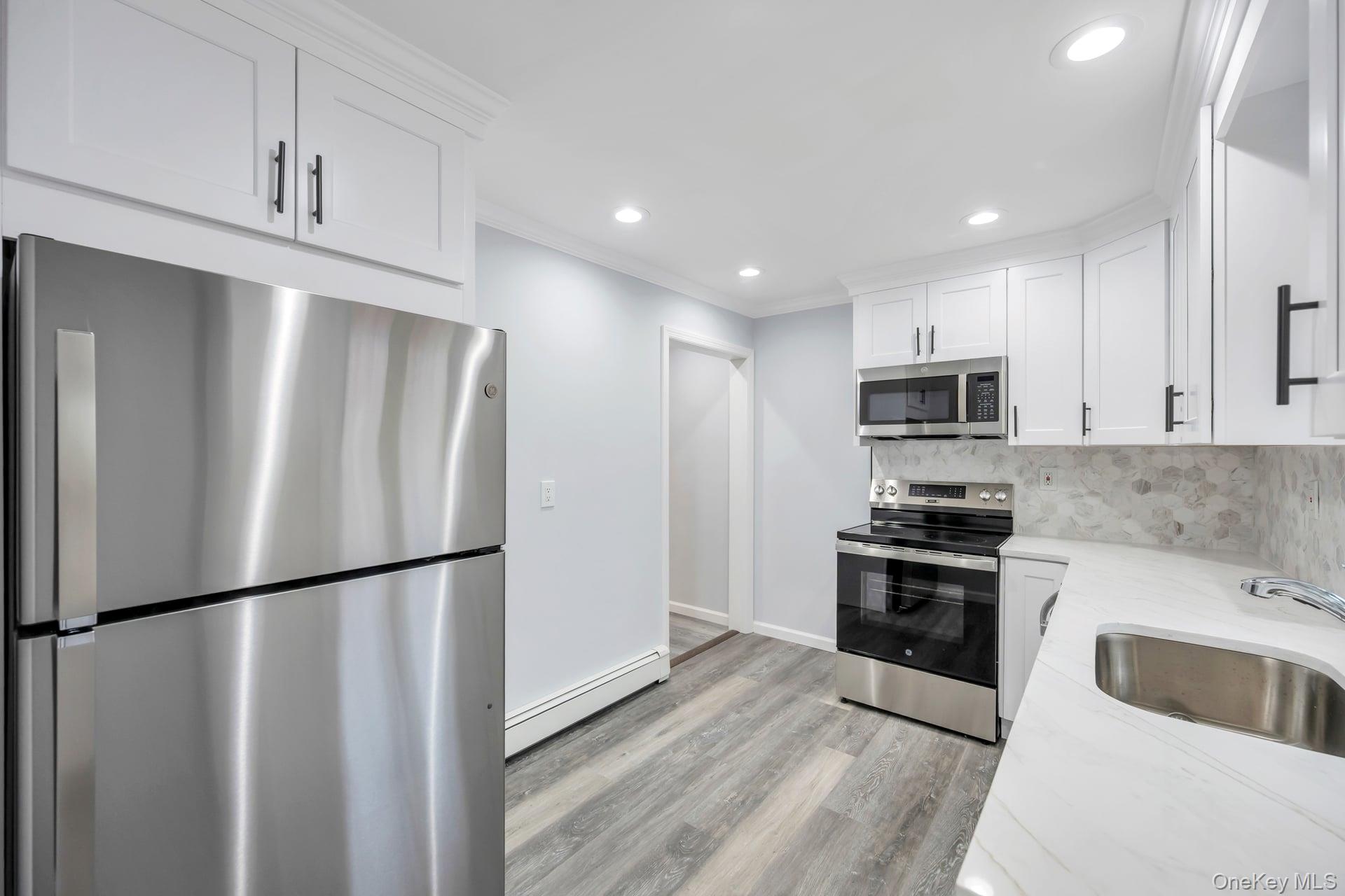 19 Admiral Street, Port Jefferson Station, NY 11776