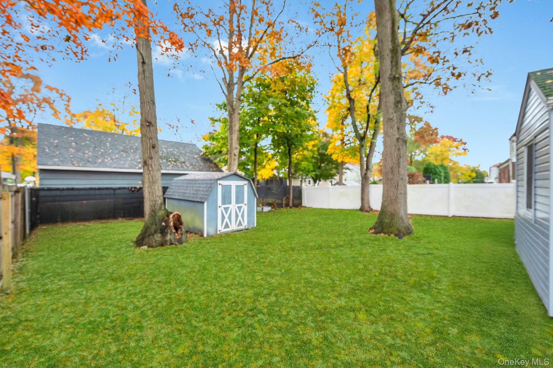 19 Admiral Street, Port Jefferson Station, NY 11776