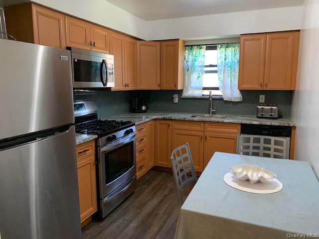 19 Sneden Place W # 19, Spring Valley, NY 10977