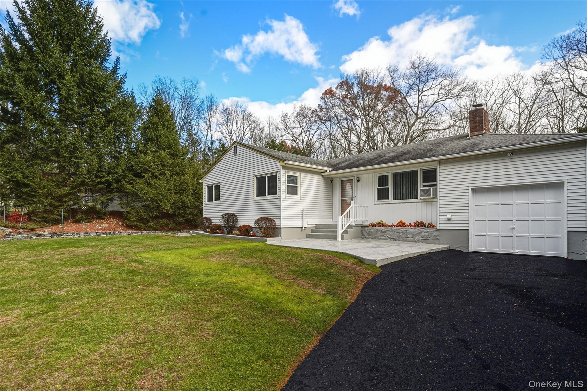 90 Rocky View Drive, Call Listing Agent, PA 18428
