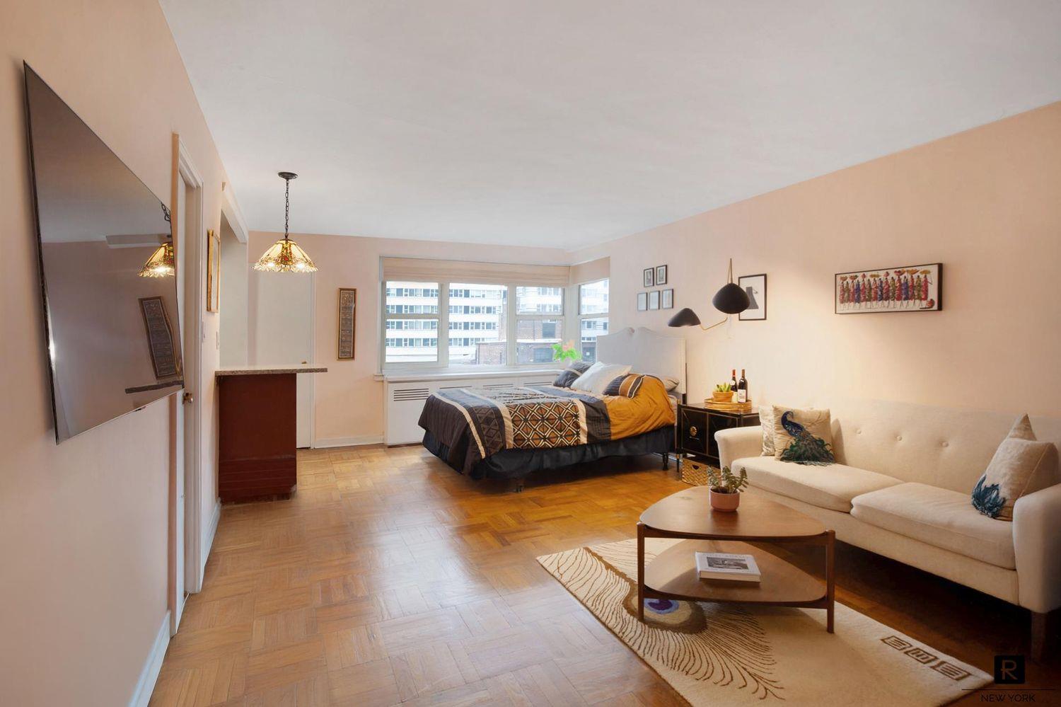 233 East 69th Street # 15-O, New York (Manhattan), NY 10021