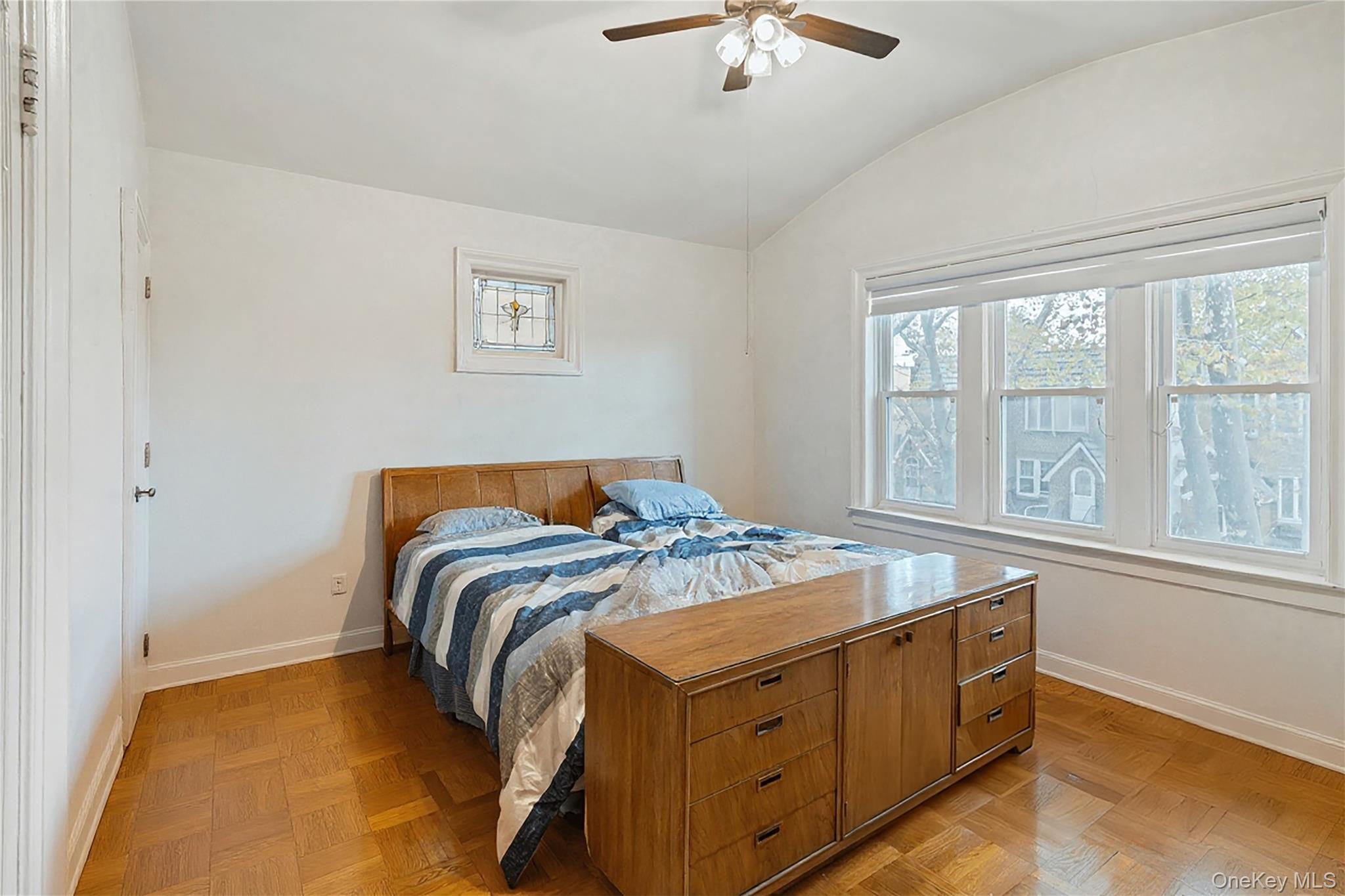 1527 E 29th Street, Brooklyn, NY 11229