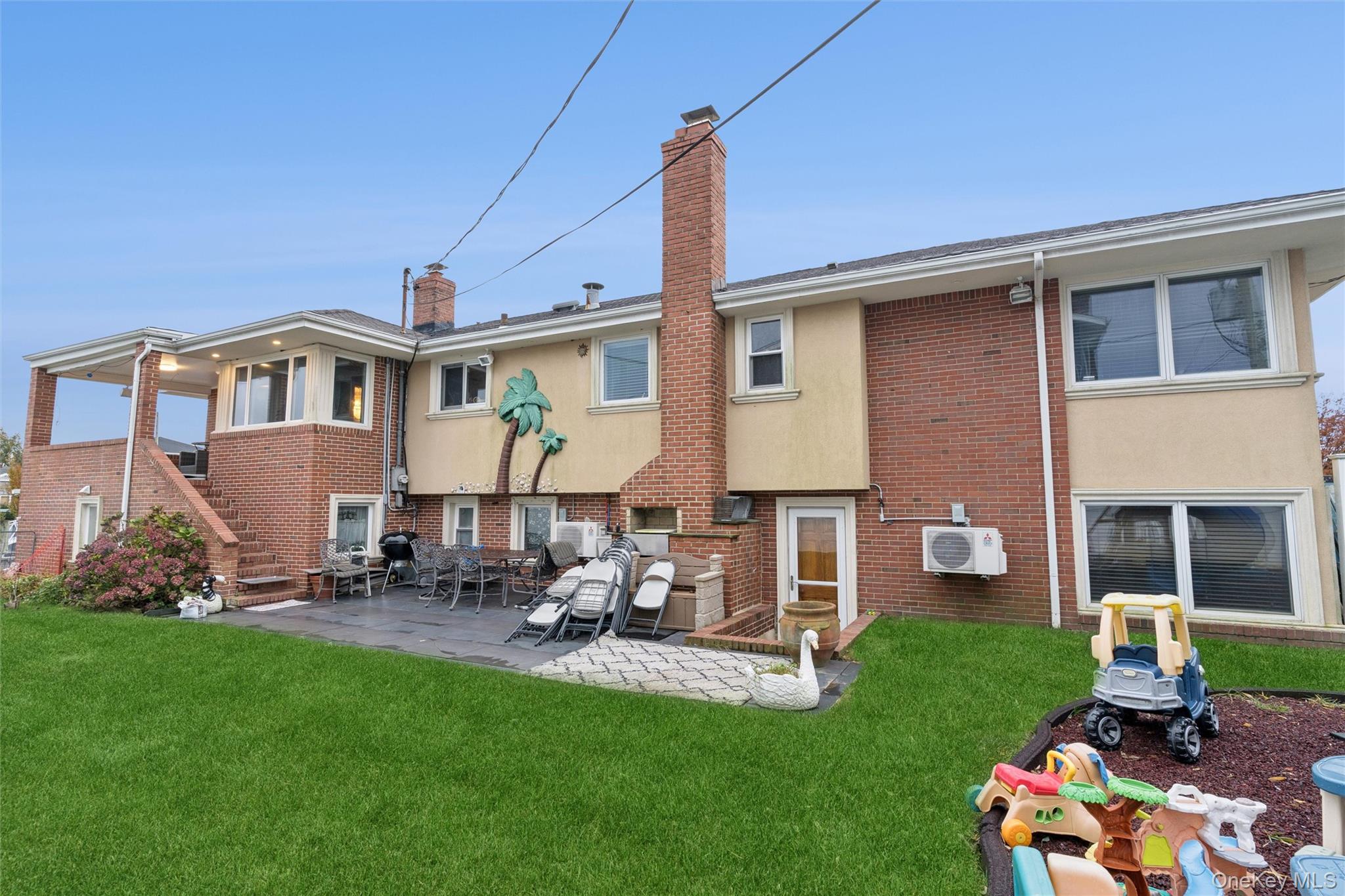 615 E State Street, Long Beach, NY 11561