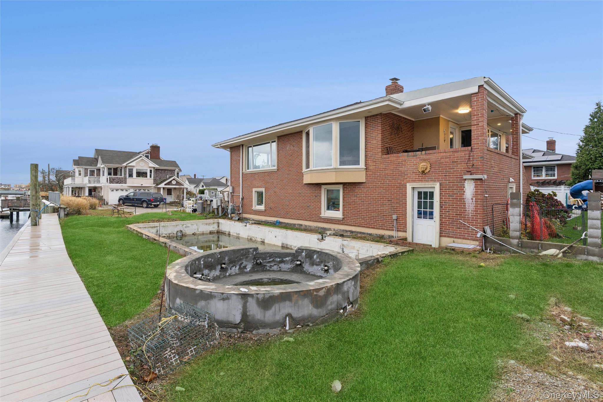 615 E State Street, Long Beach, NY 11561