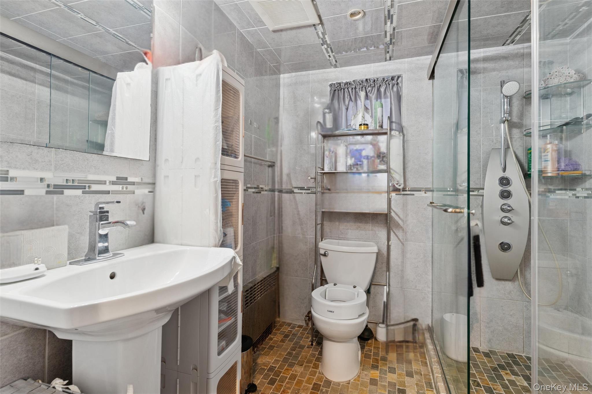 615 E State Street, Long Beach, NY 11561