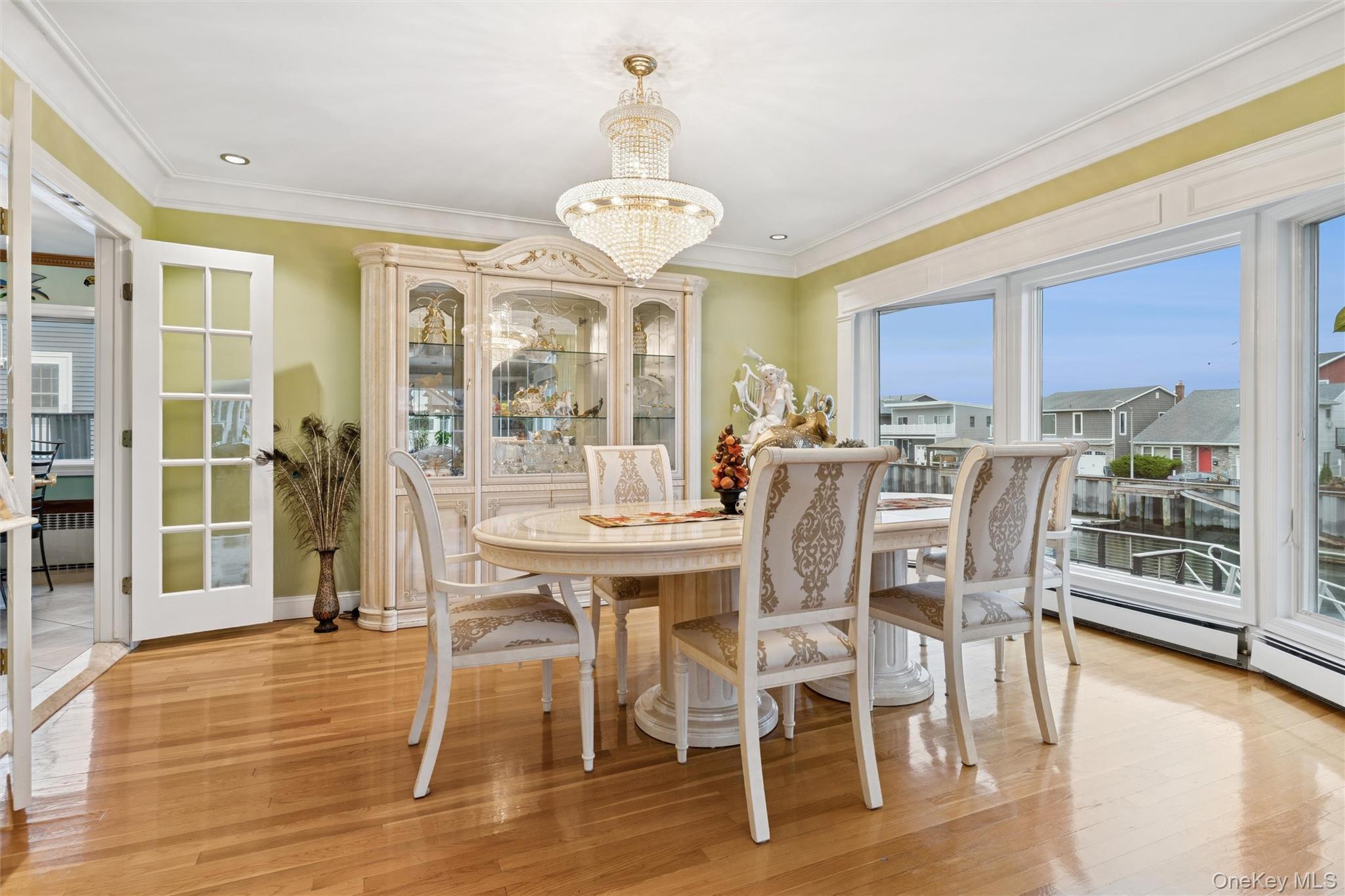 615 E State Street, Long Beach, NY 11561