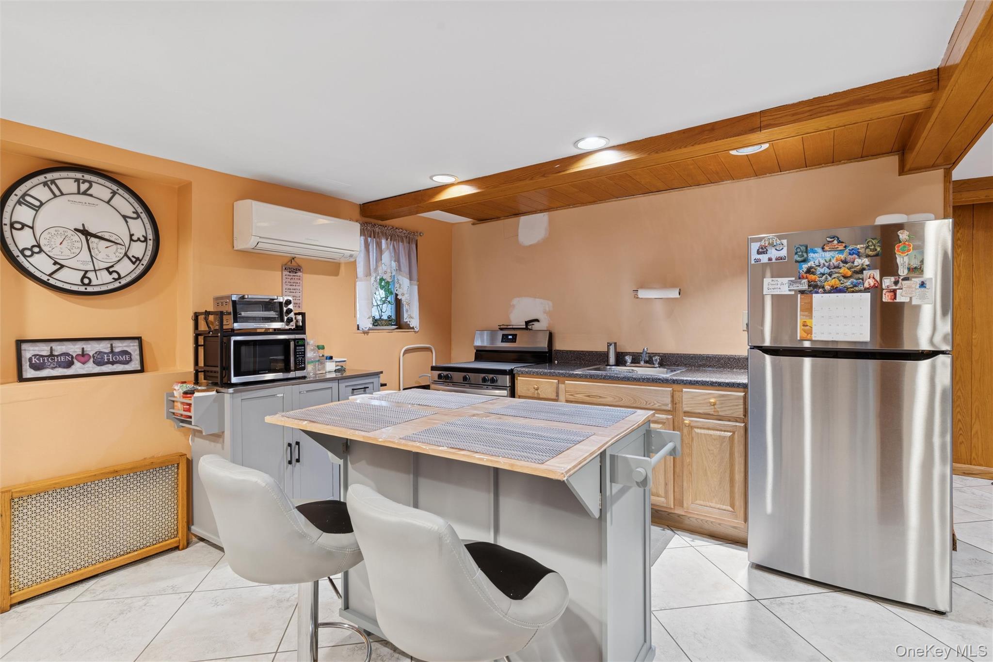 615 E State Street, Long Beach, NY 11561