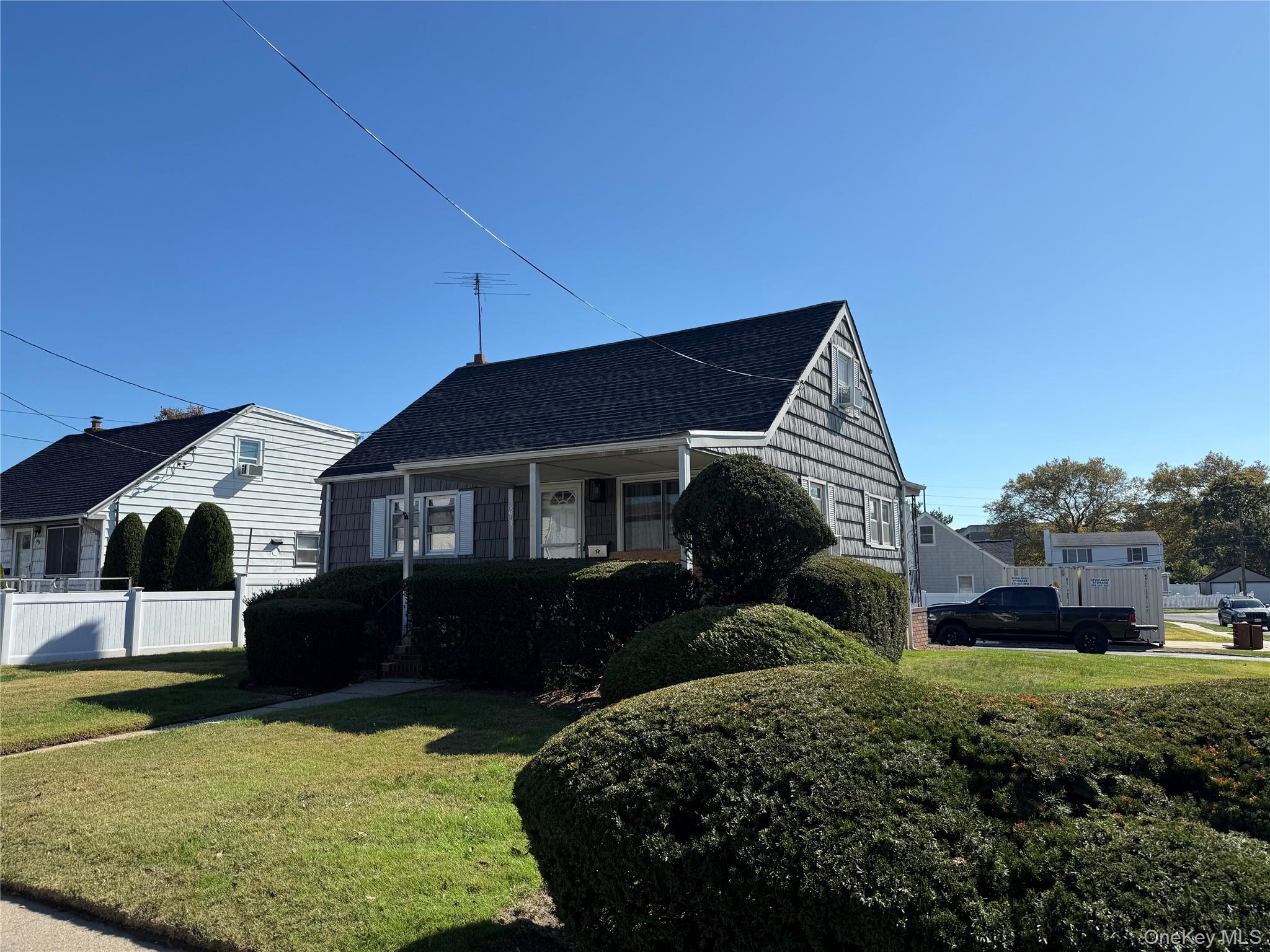 273 Mott Avenue, Lawrence, NY 11559