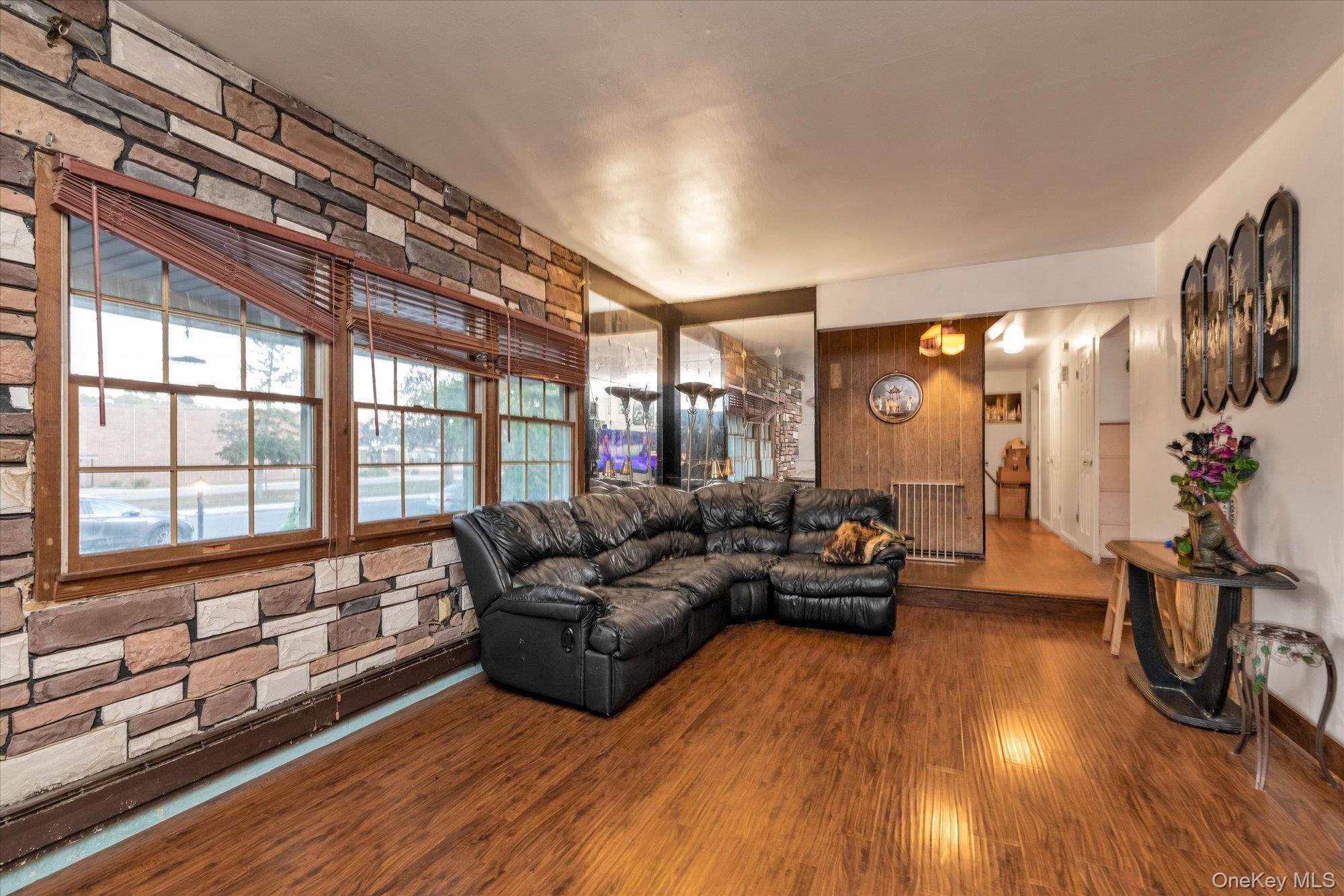 270 Smith Avenue, Islip, NY 11751