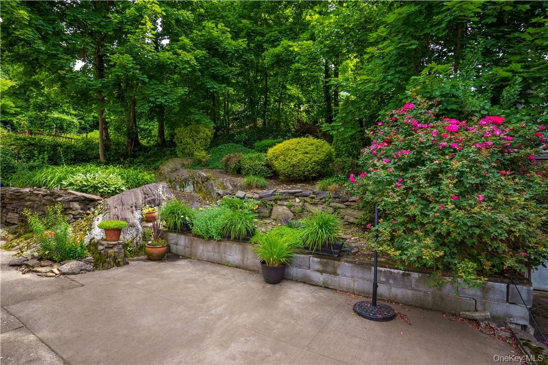 9 Esplanade, Mount Vernon, NY 10553