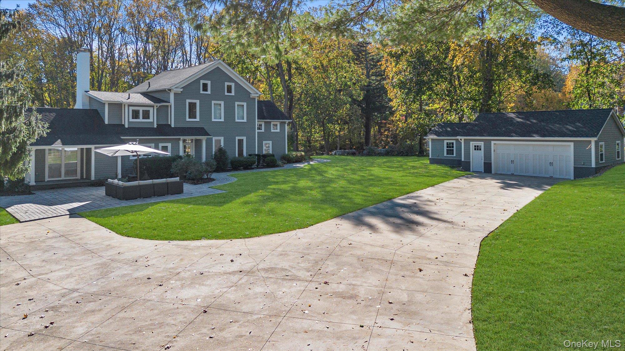 22 Fort Salonga Road, Centerport, NY 11721