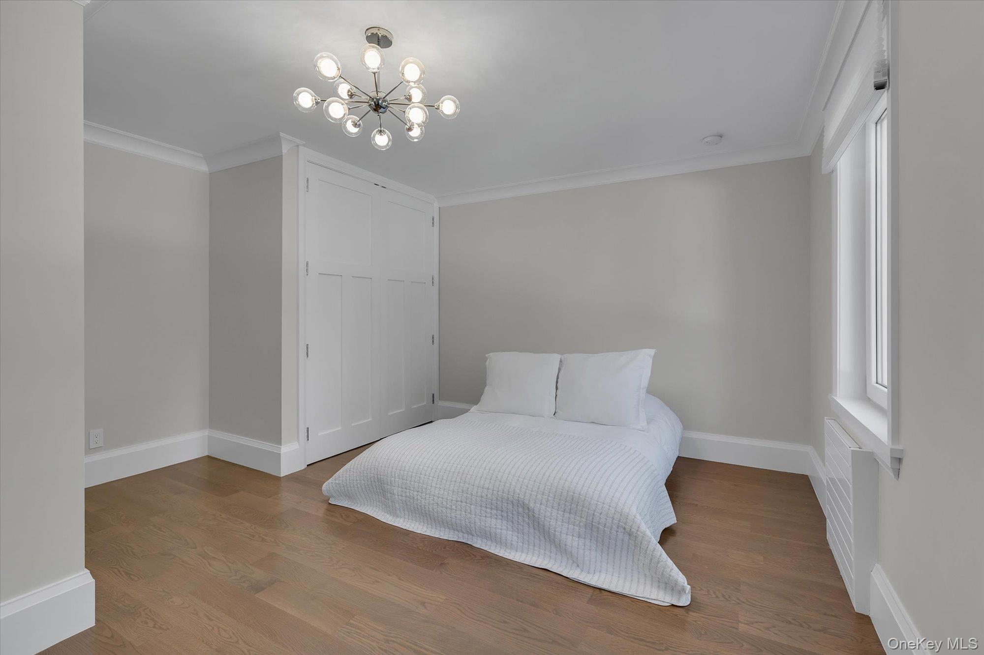 22 Fort Salonga Road, Centerport, NY 11721