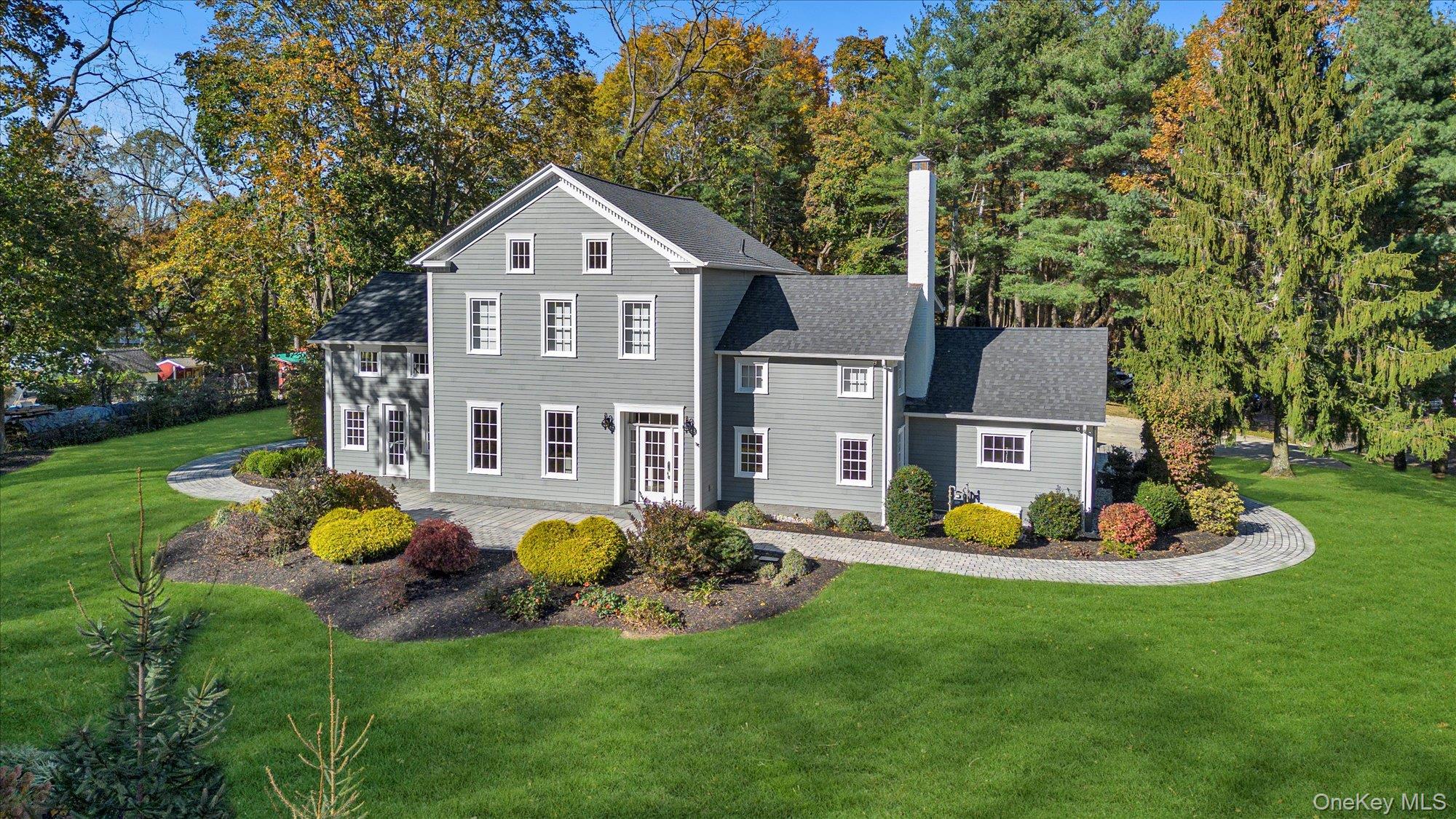 22 Fort Salonga Road, Centerport, NY 11721