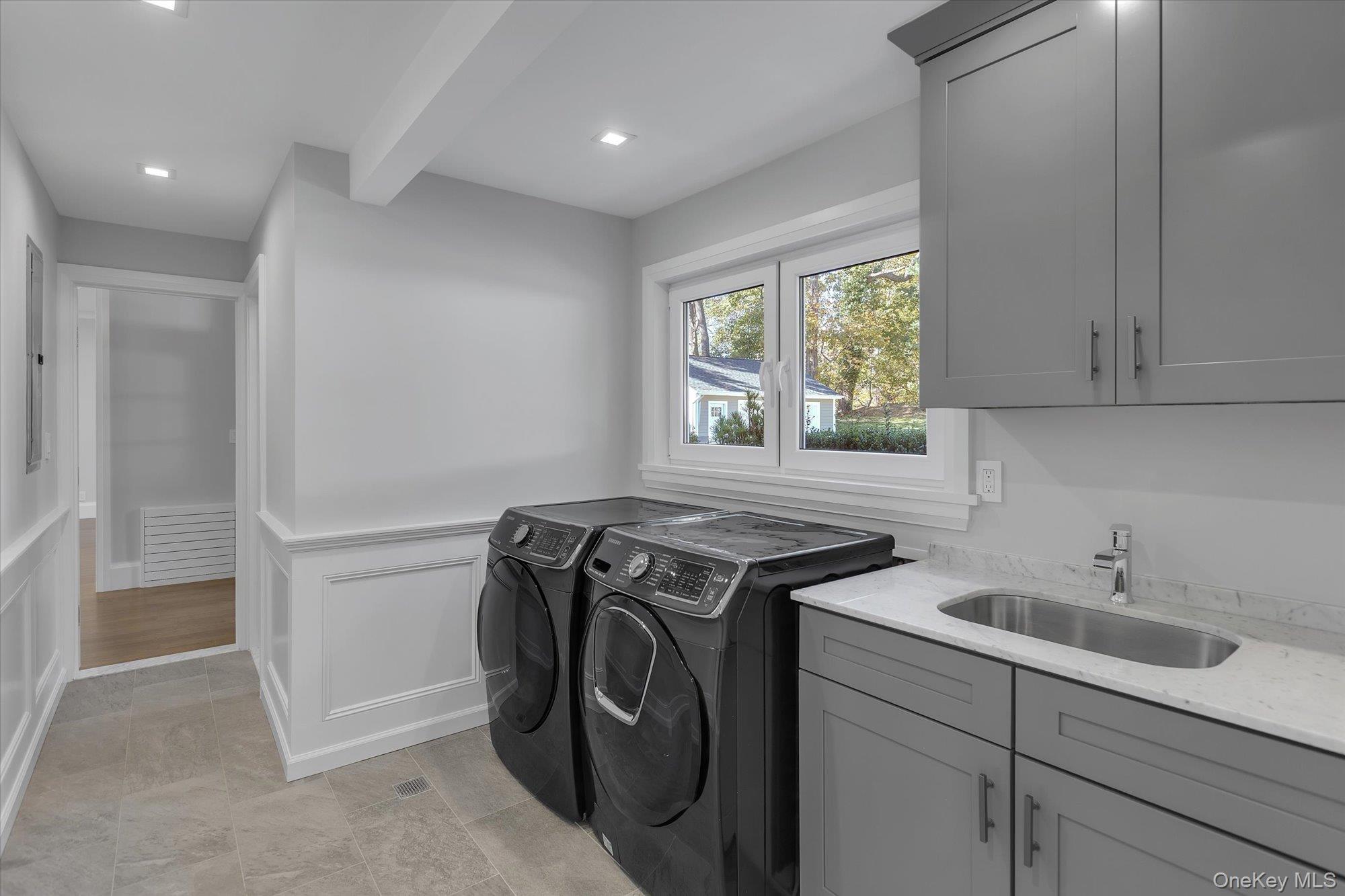 22 Fort Salonga Road, Centerport, NY 11721