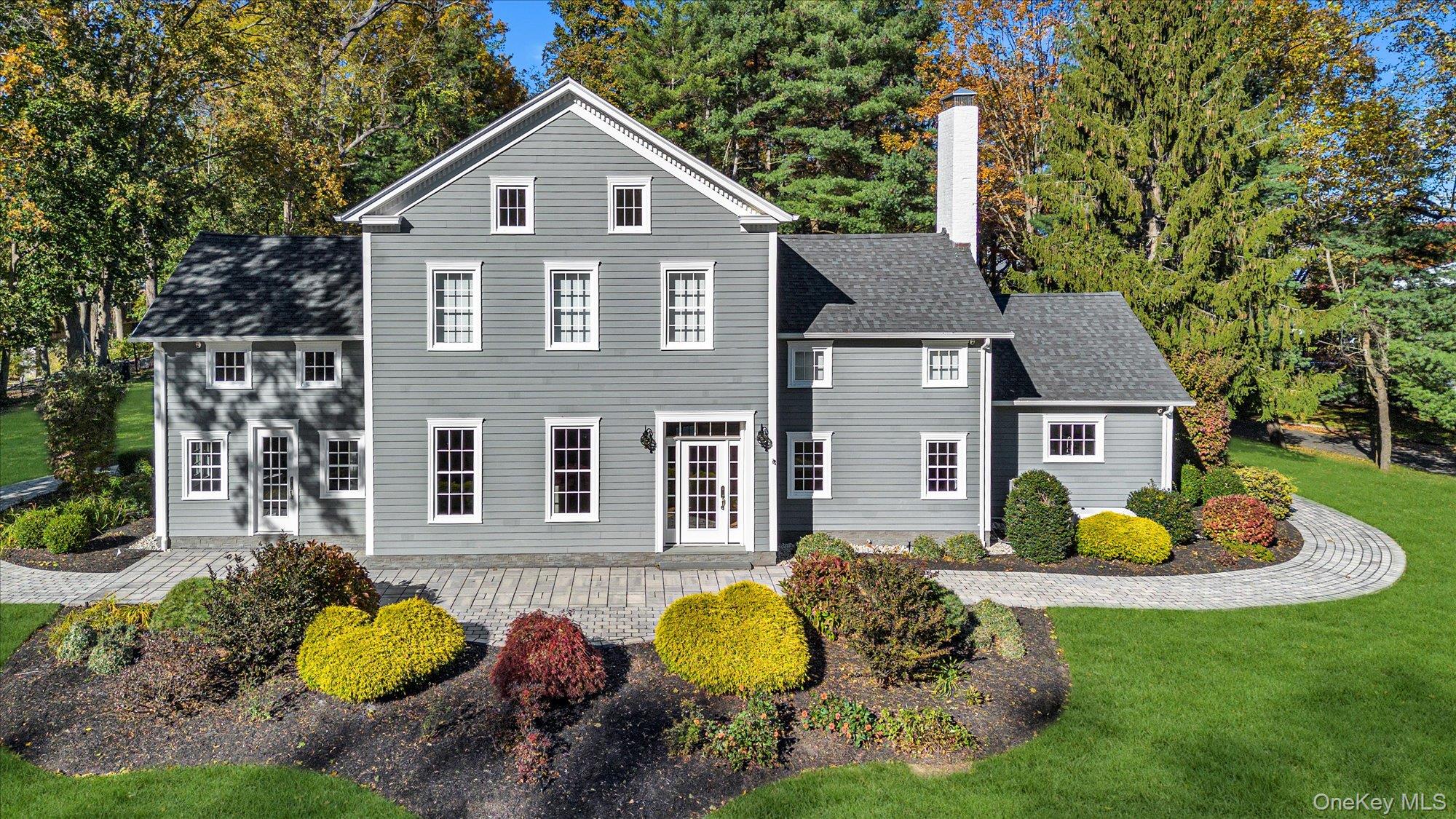 22 Fort Salonga Road, Centerport, NY 11721