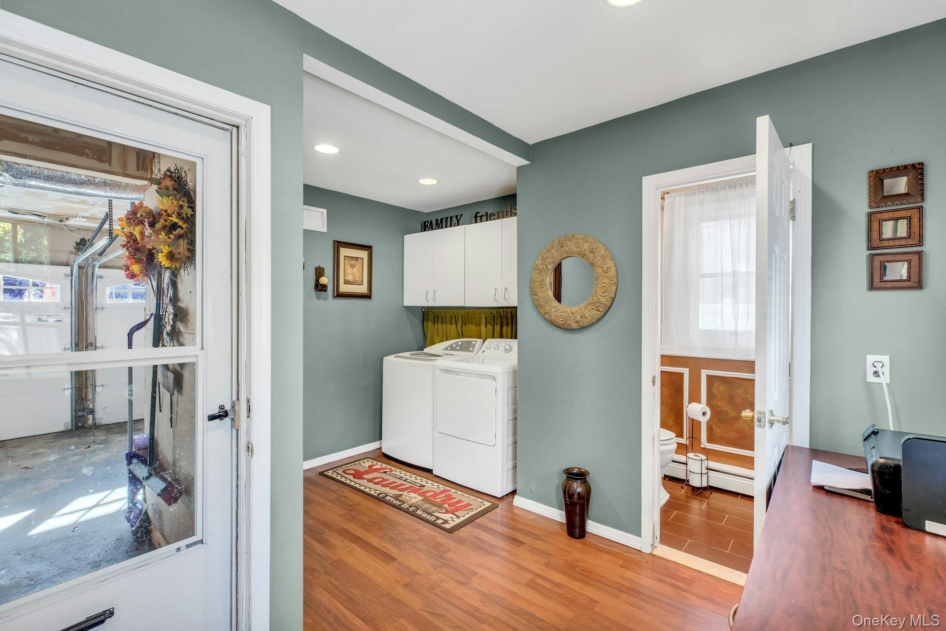 27 Hollister Lane, Islip, NY 11751