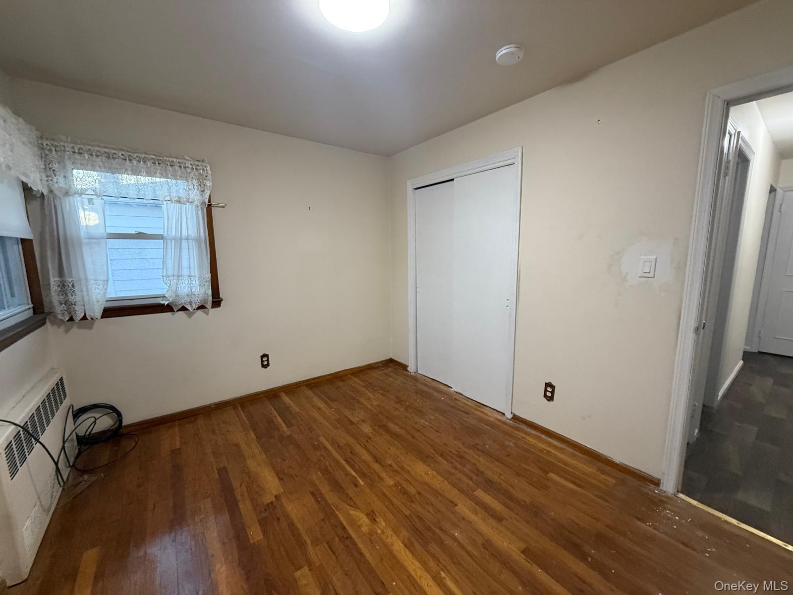 110 Evergreen Avenue # 2nd Floor, Lynbrook, NY 11563