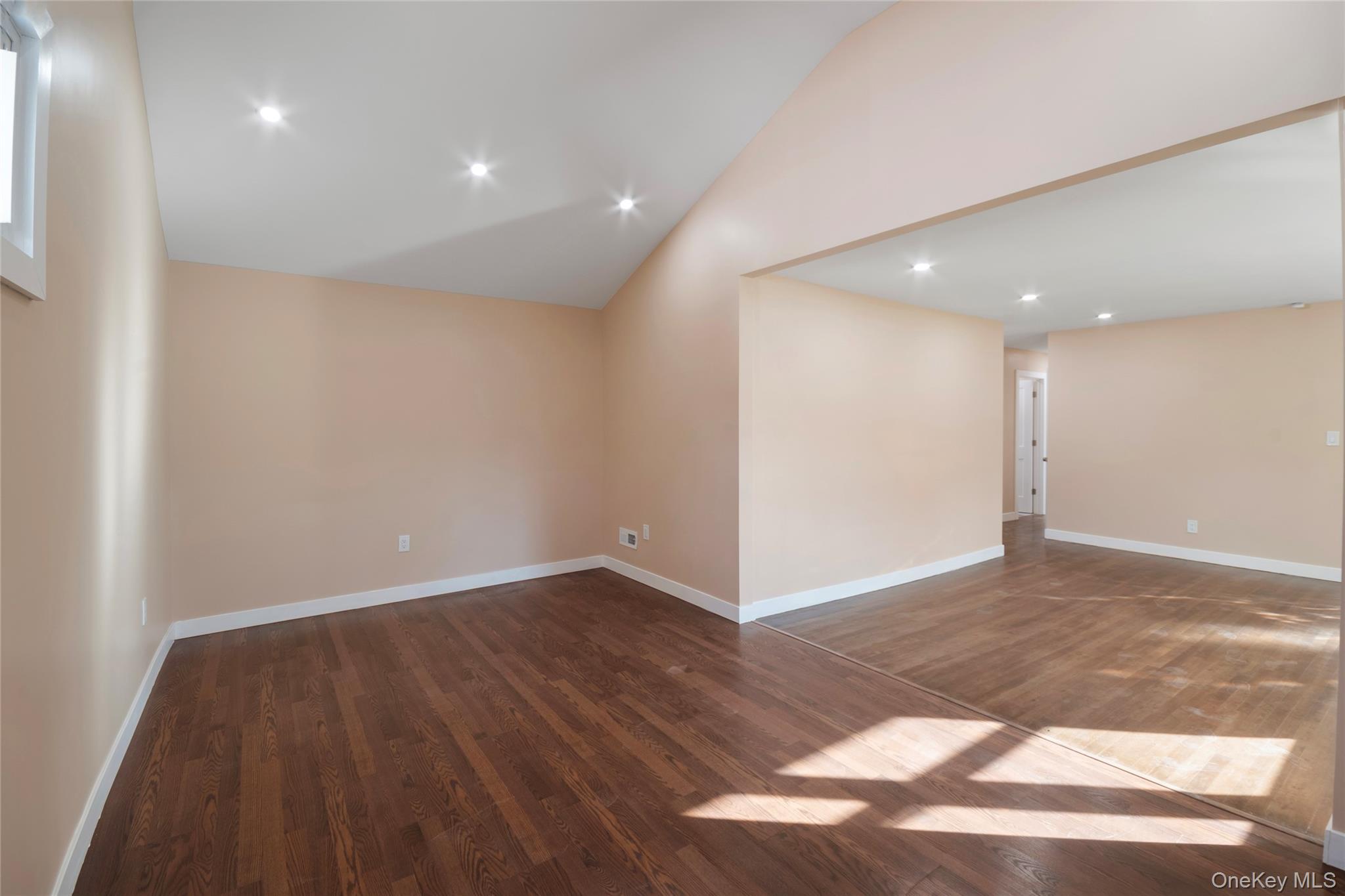 1039 Carll Drive, Bay Shore, NY 11706