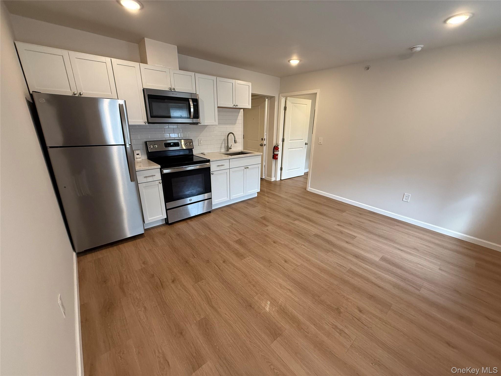 185 Broadway, Newburgh, NY 12550