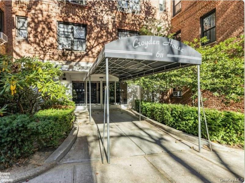 611 W 239 Street # 3F, Bronx, NY 10463