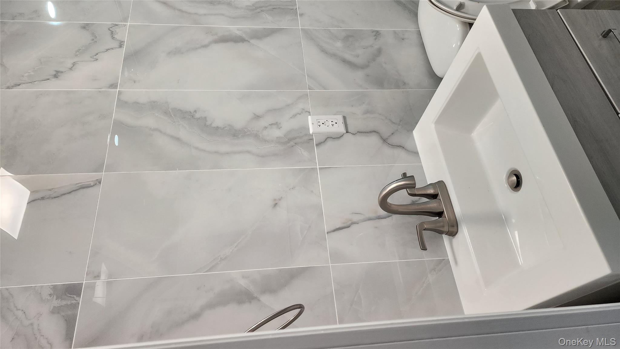 126 Forest Avenue, Glen Cove, NY 11542