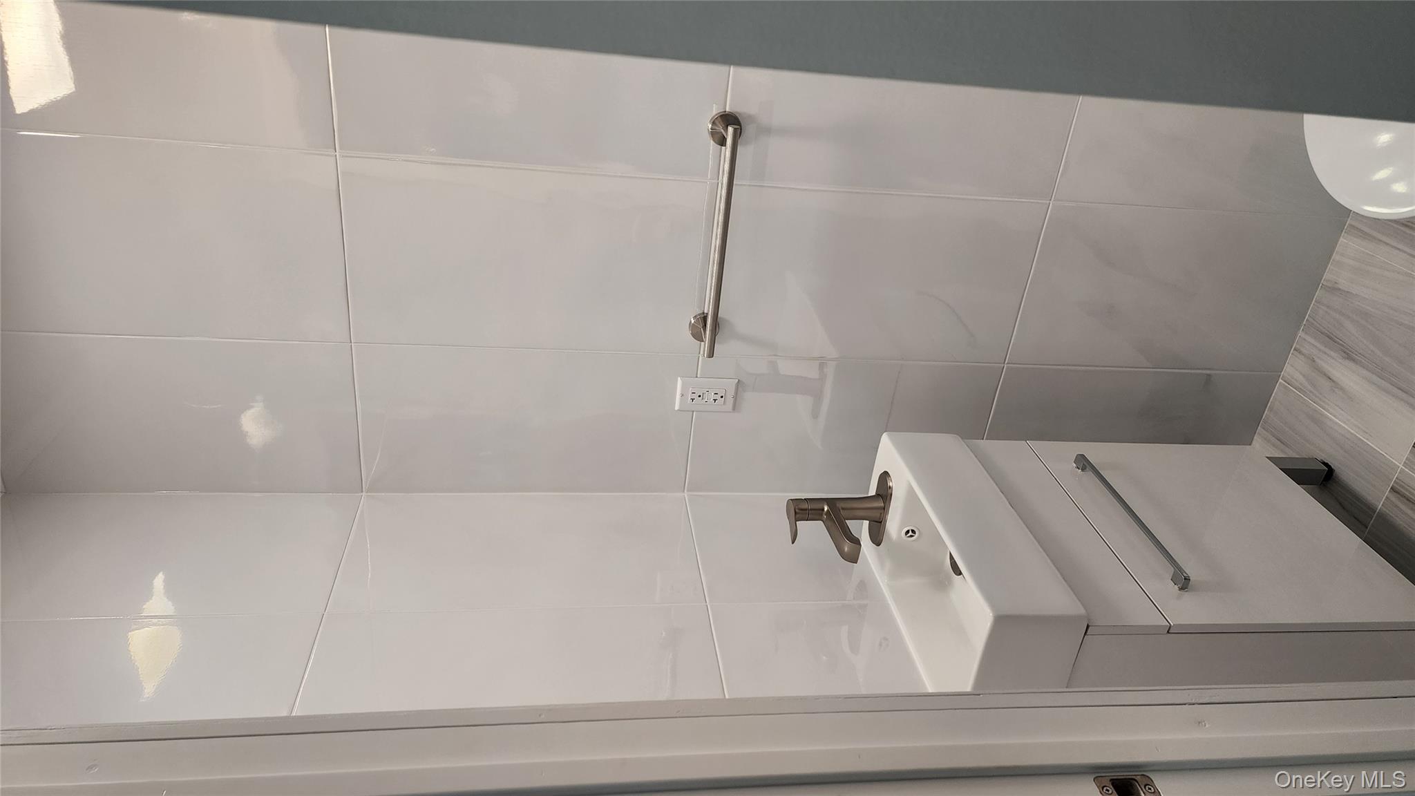 126 Forest Avenue, Glen Cove, NY 11542