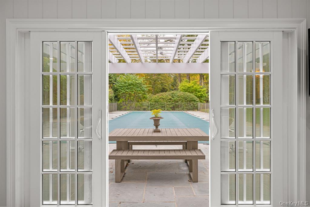 76 Sturges Ridge Rd, Other, CT 06897