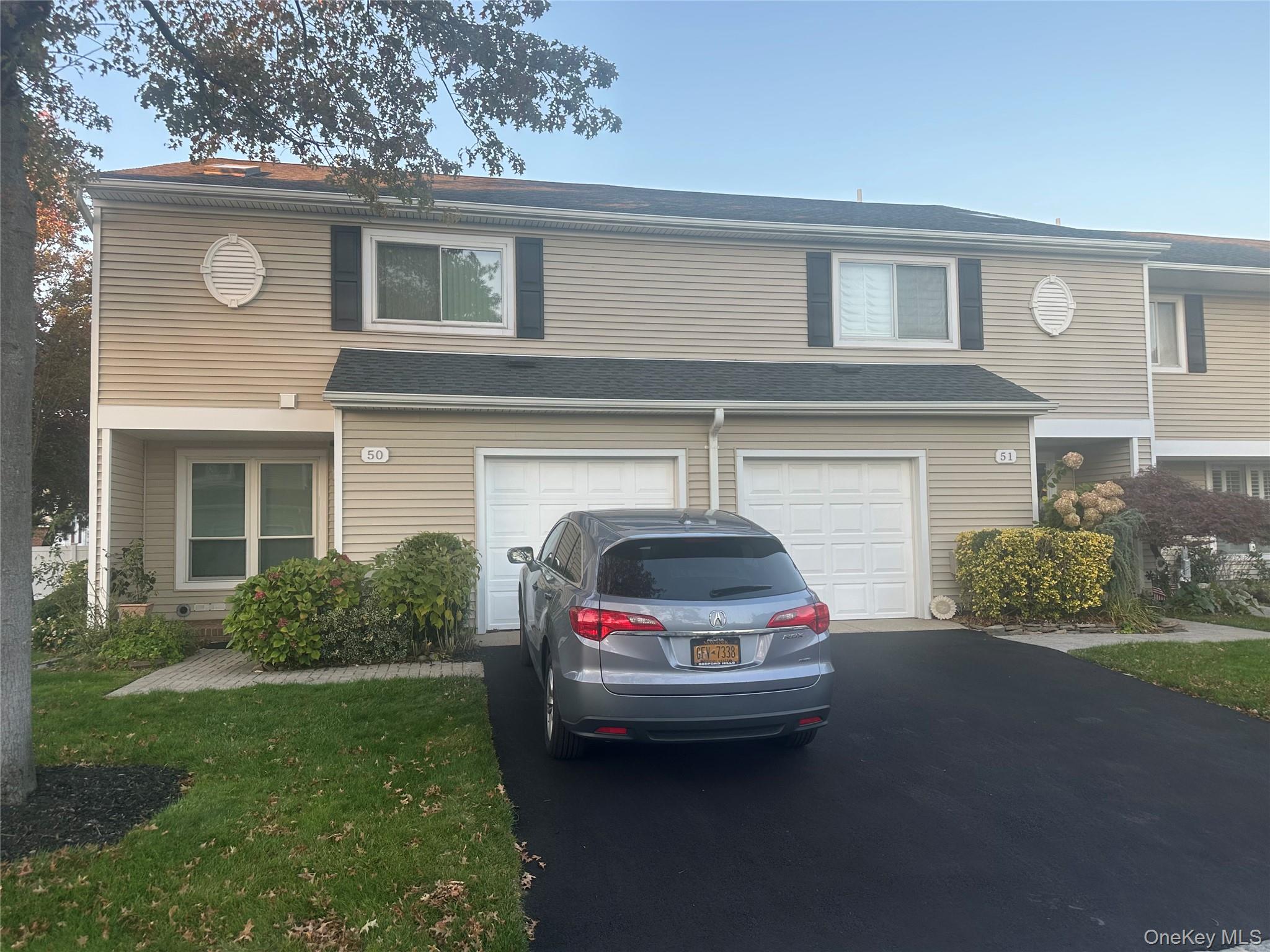 100 Baker Court # 50, Island Park, NY 11558