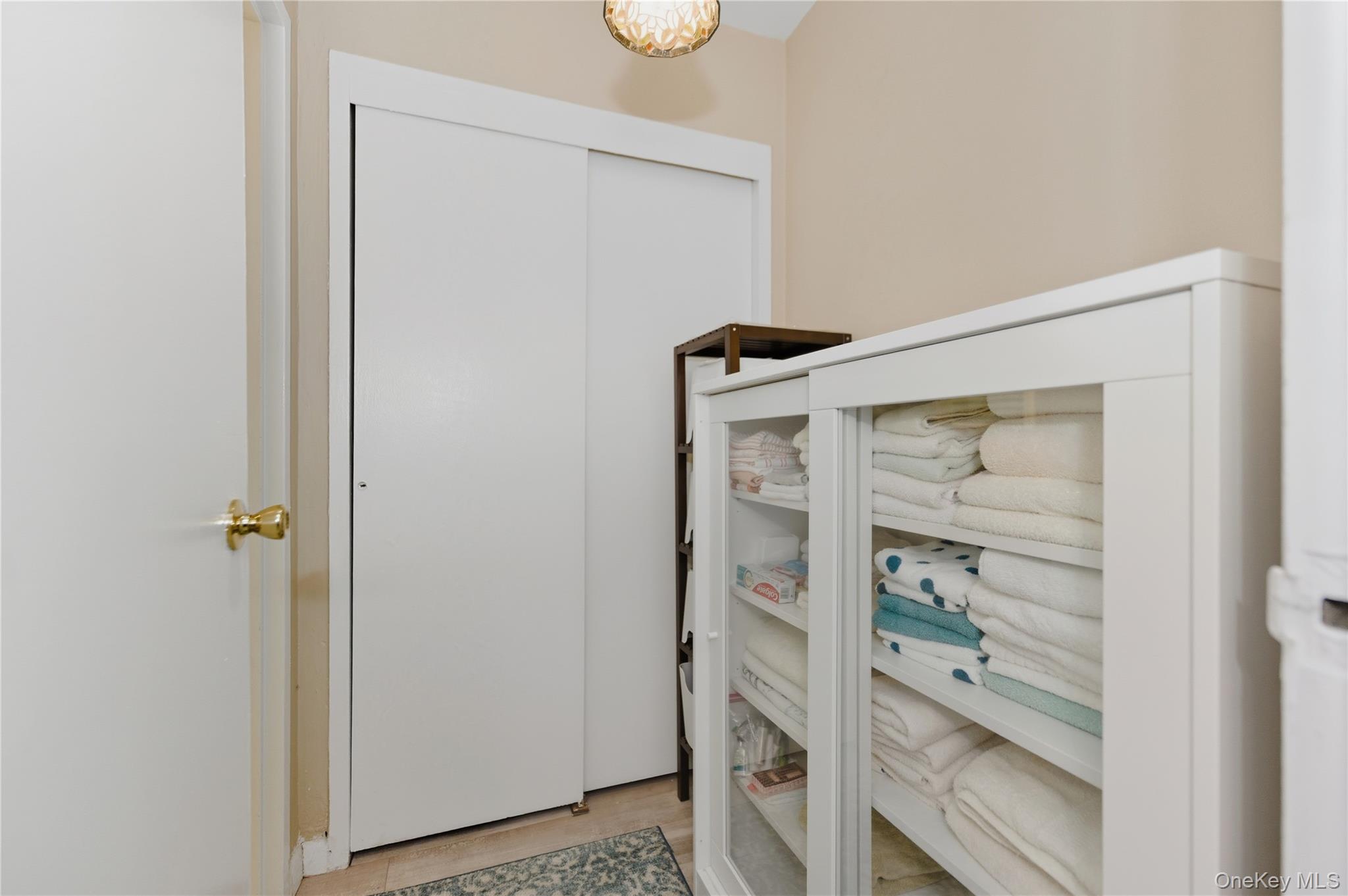 280 Guy Lombardo Avenue # 2H, Freeport, NY 11520