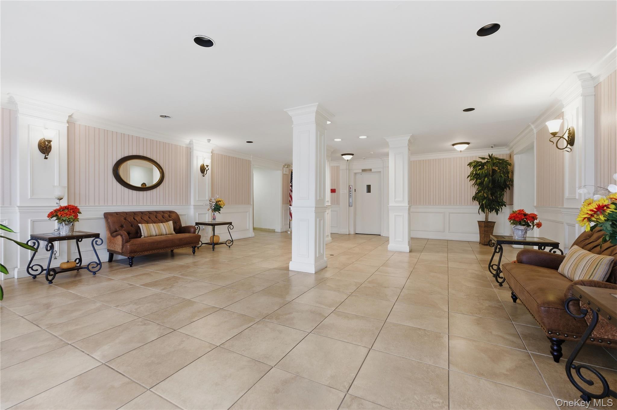 280 Guy Lombardo Avenue # 2H, Freeport, NY 11520