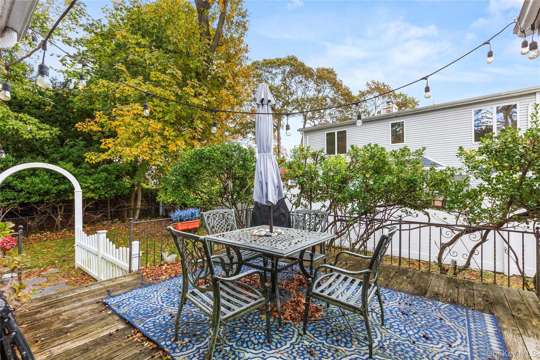 24 Locust Road, Wading River, NY 11792