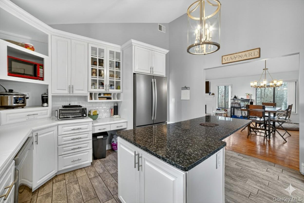 42 Maple Moor Lane, Cortlandt Manor, NY 10567