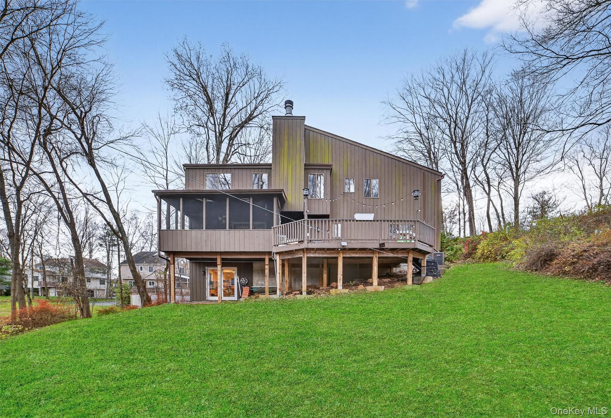 42 Maple Moor Lane, Cortlandt Manor, NY 10567