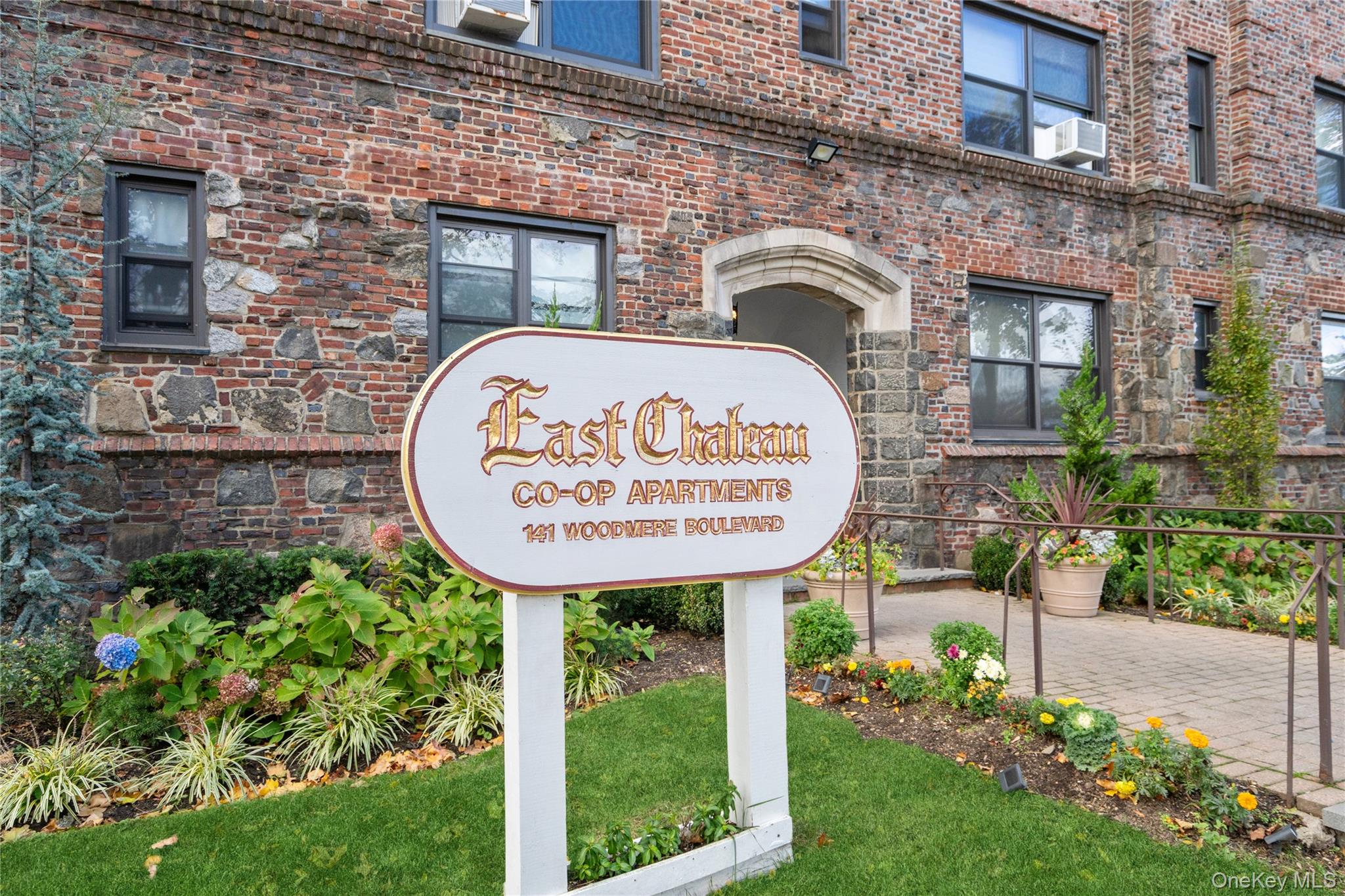 141 Woodmere # 5C, Woodmere, NY 11598