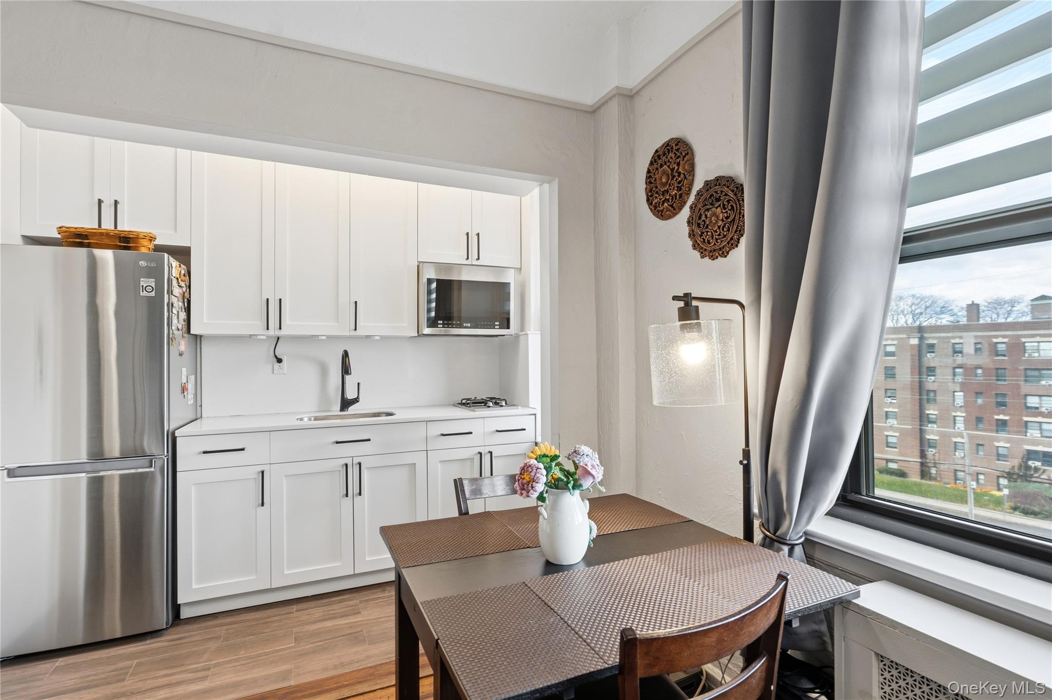 141 Woodmere # 5C, Woodmere, NY 11598