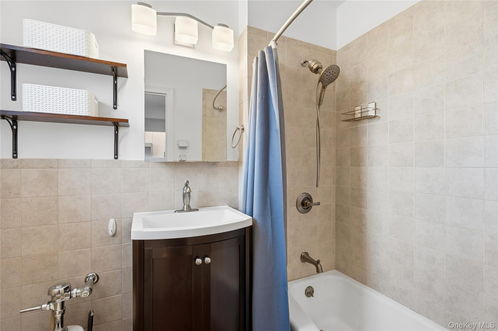 141 Woodmere # 5C, Woodmere, NY 11598