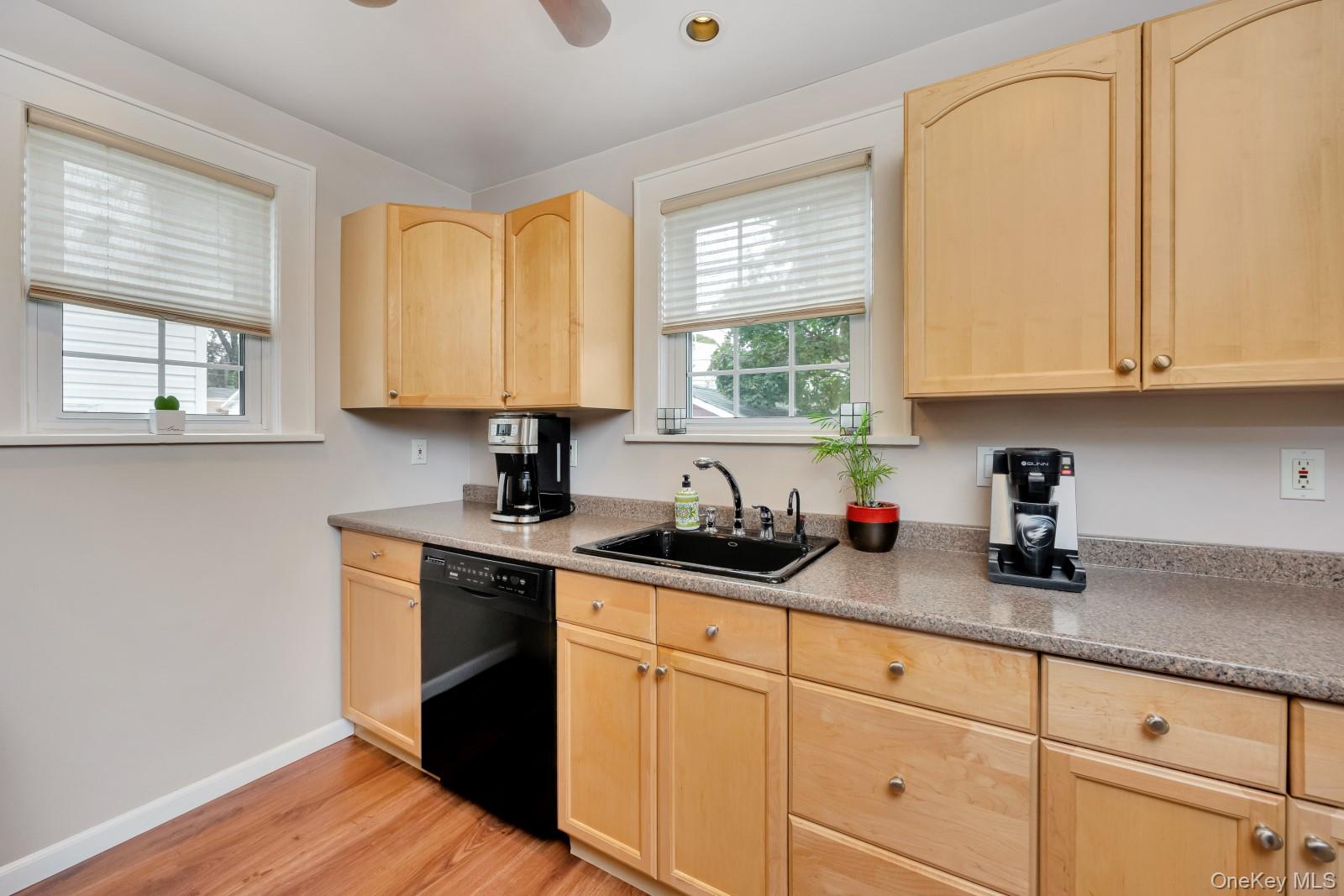 91-15 Vanderveer Street, Queens Village, NY 11428