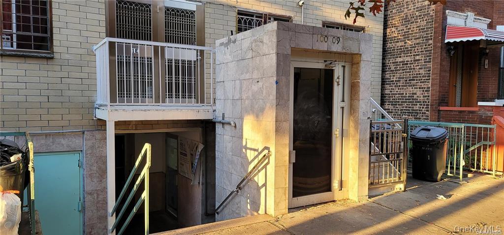 100-09 39 Avenue # 3E, Corona, NY 11368