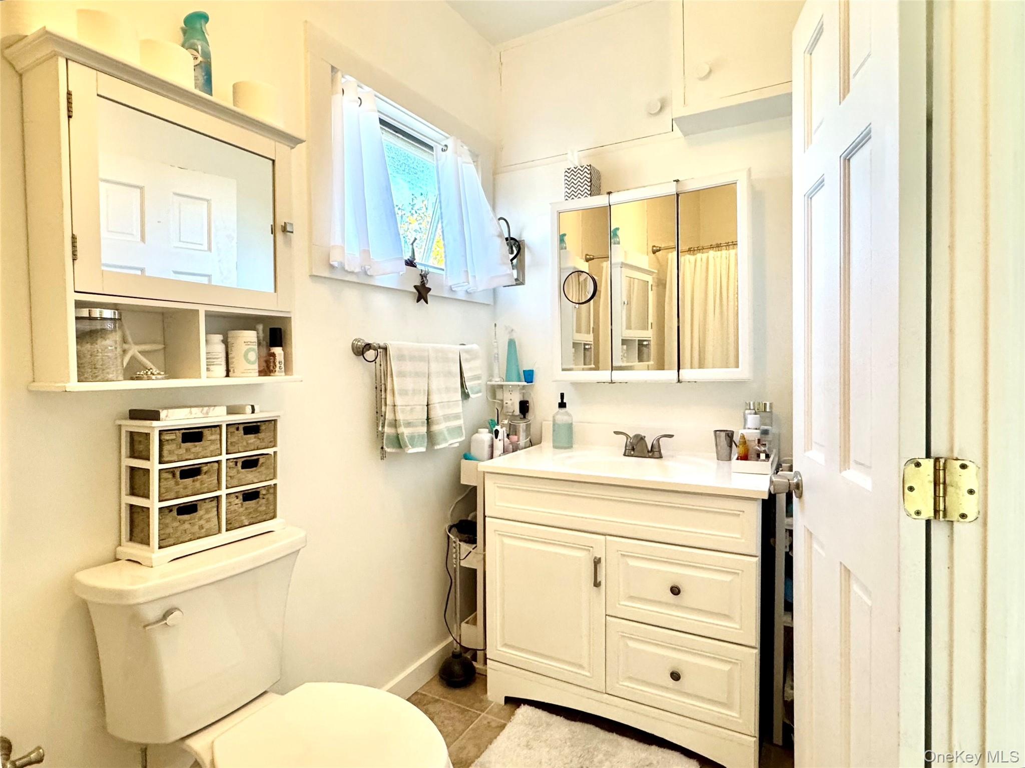 42 Browns River # A, Sayville, NY 11782