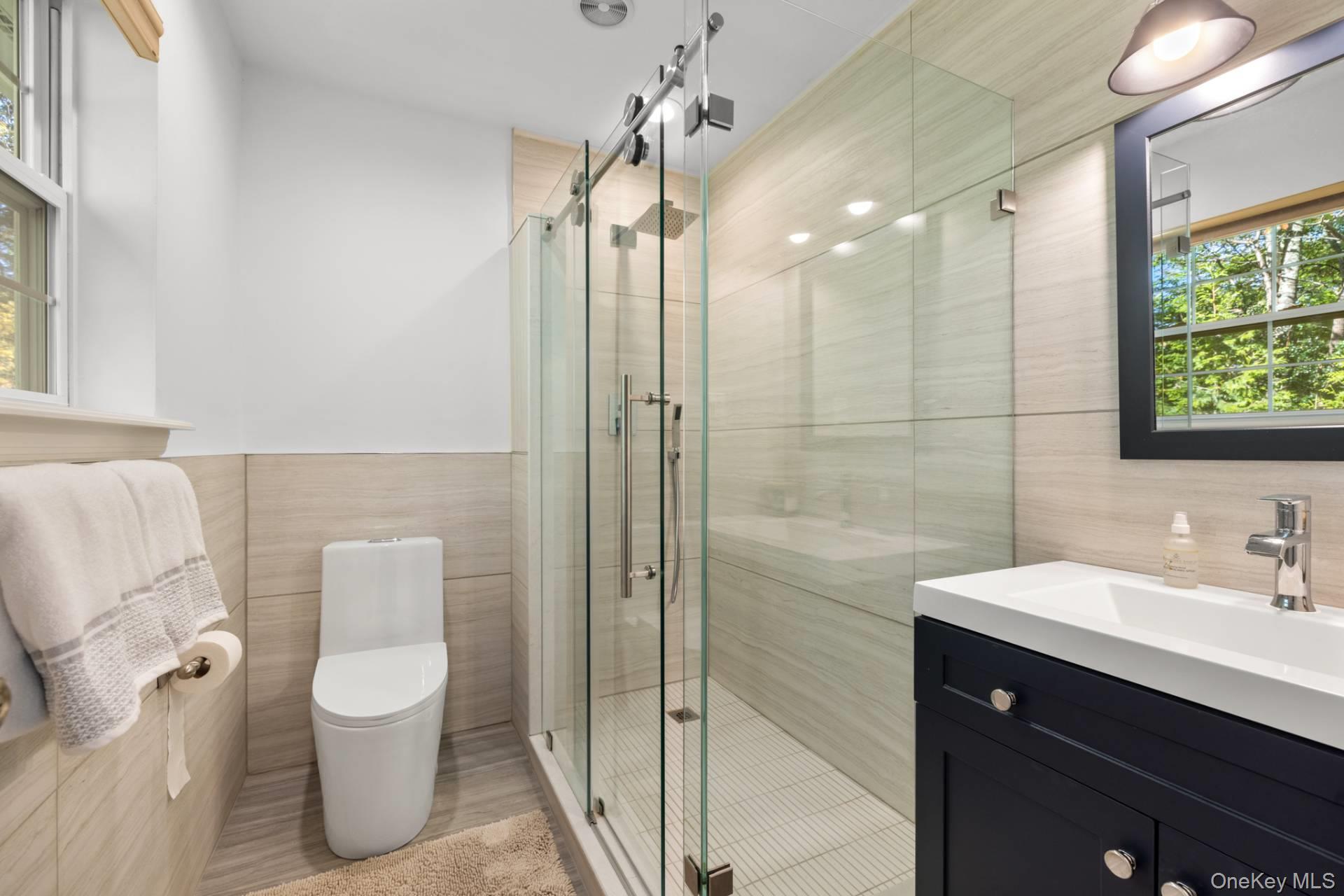 7 Spring Close Lane, East Hampton, NY 11937