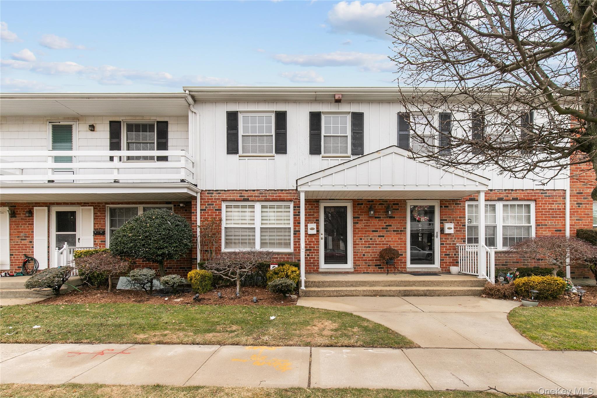 676 Front Street # F, Hempstead, NY 11550