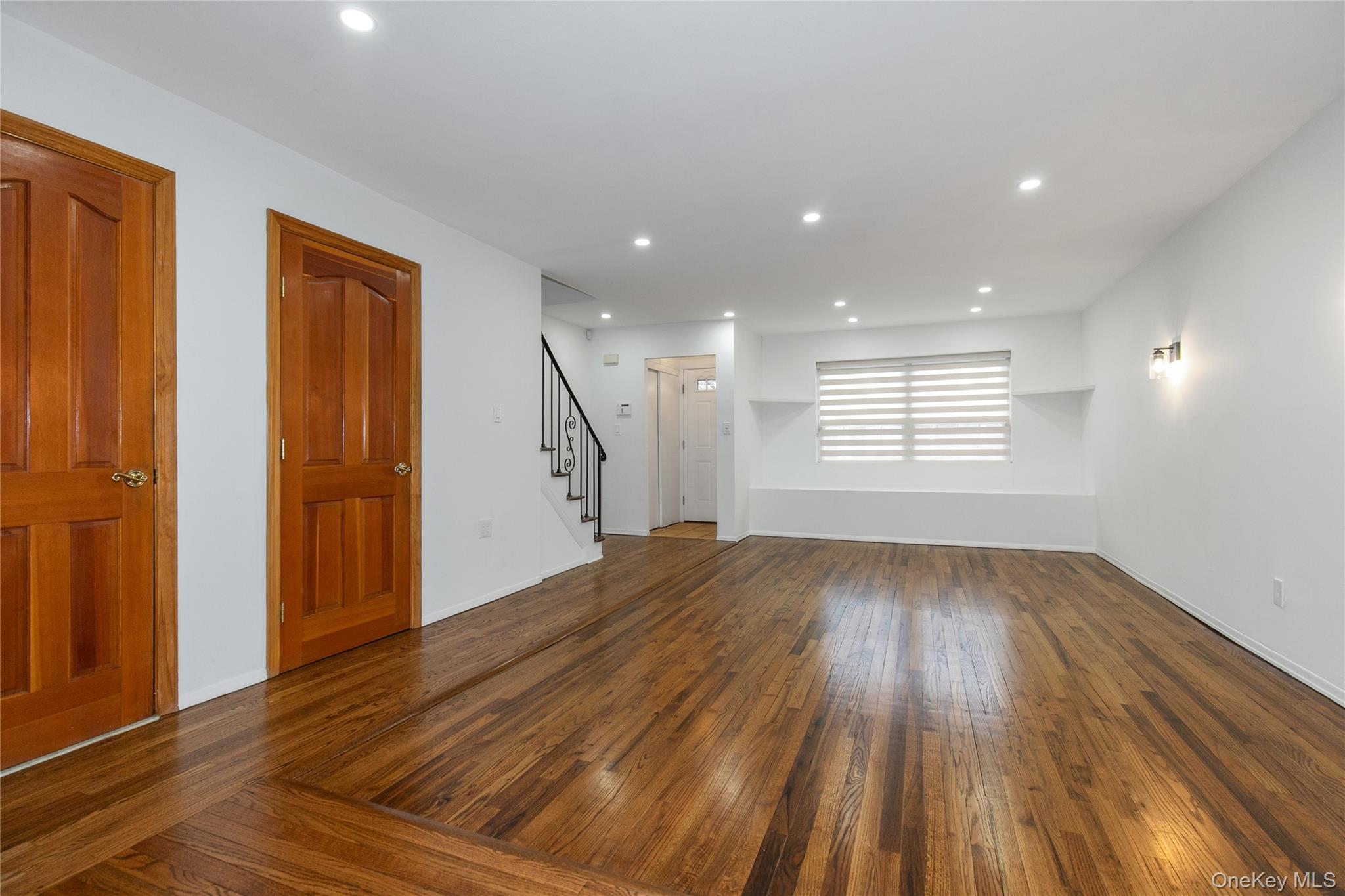 676 Front Street # F, Hempstead, NY 11550