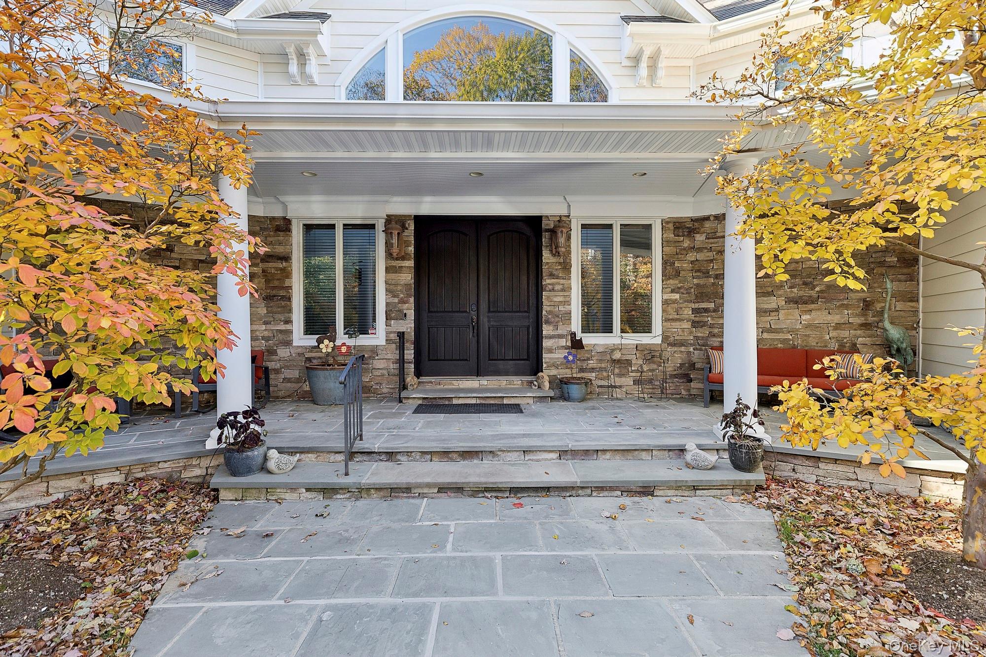 144 Round Swamp Road, Melville, NY 11747